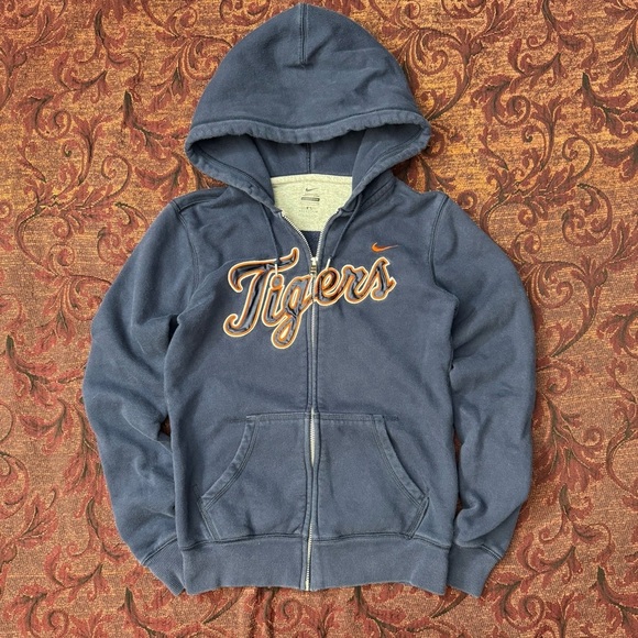 Nike Sweaters - VTG Women’s Nike Detroit Tigers MLB Zip-Up Hoodie